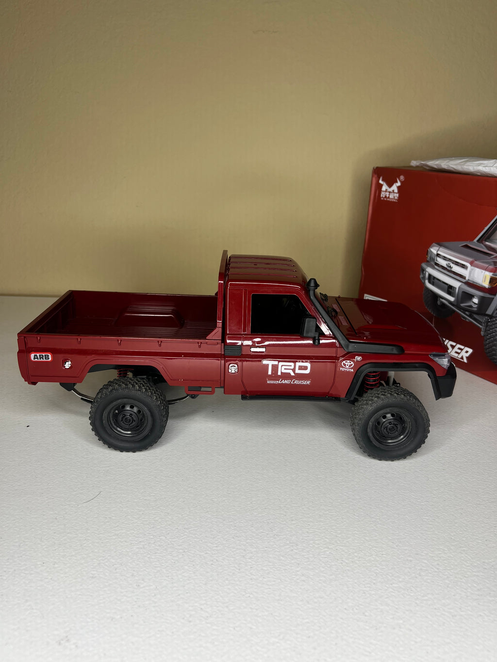 Pre-owned: MNRC MN82 1:12 Toyota Land Cruiser LC79 4WD RC Pickup Truck