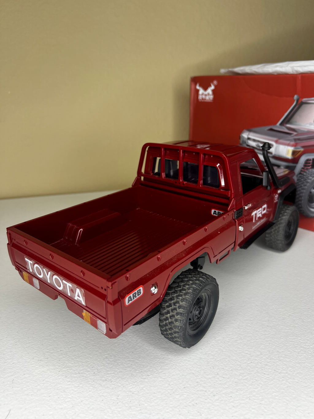 Pre-owned: MNRC MN82 1:12 Toyota Land Cruiser LC79 4WD RC Pickup Truck