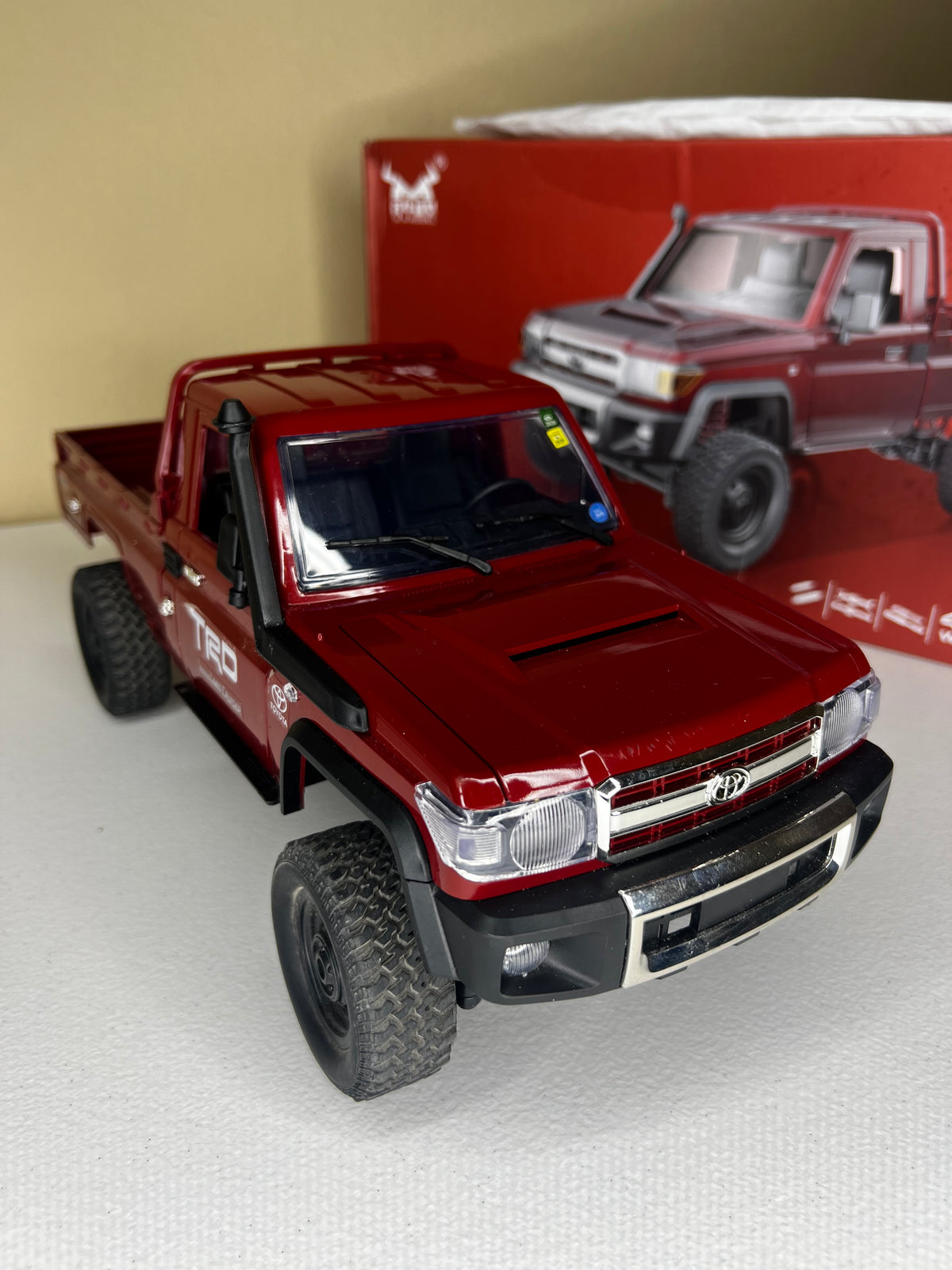 Pre-owned: MNRC MN82 1:12 Toyota Land Cruiser LC79 4WD RC Pickup Truck